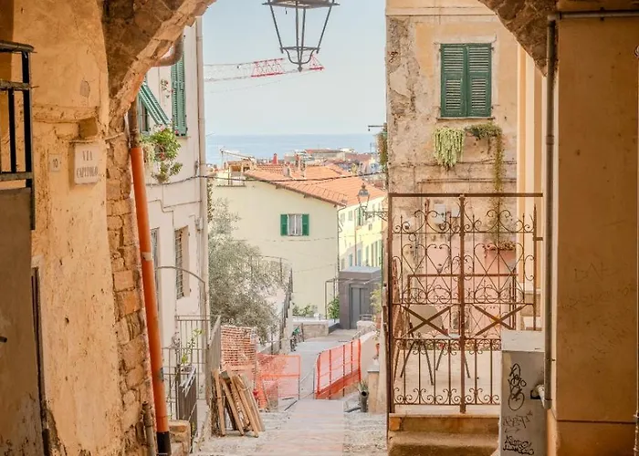 Casa Via Capitolo * Sanremo